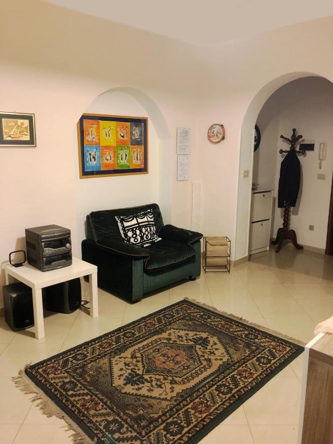 Apartment For 2 In Catania, B&B Le Voci Del Mercato Exterior photo