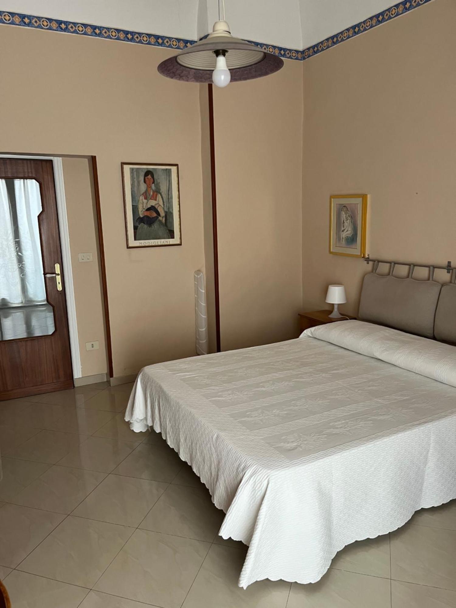 Apartment For 2 In Catania, B&B Le Voci Del Mercato Exterior photo